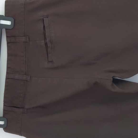 Roots long shorts Size 4 - Picture 3 of 7